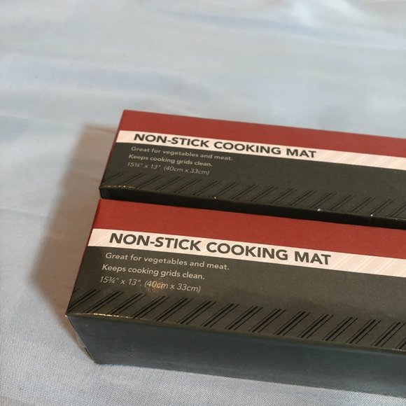 NEW LOT of 2 Backyard Creations Black Grill Mats 15 3/4" x 13" Ea #MND - Picture 4 of 4